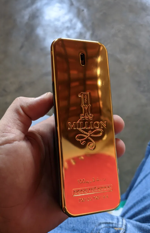 Image #1 de Lucas Renault